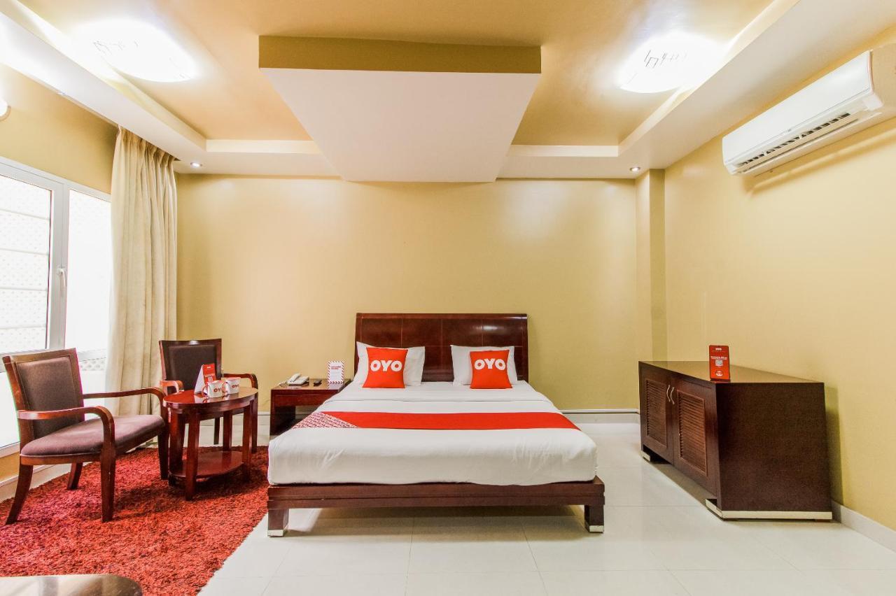 Oyo 109 Al Thabit Modern Hotel Apartment Hayl Al 'Umayr Bagian luar foto