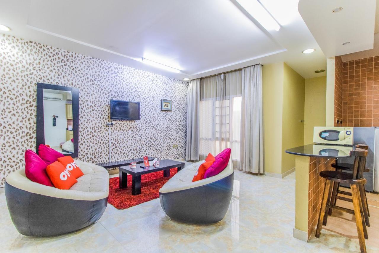 Oyo 109 Al Thabit Modern Hotel Apartment Hayl Al 'Umayr Bagian luar foto
