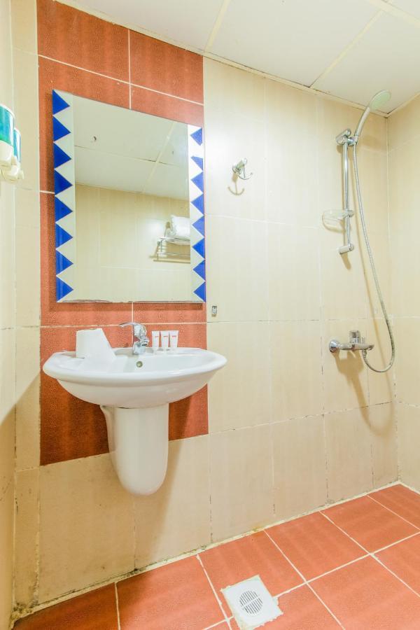 Oyo 109 Al Thabit Modern Hotel Apartment Hayl Al 'Umayr Bagian luar foto