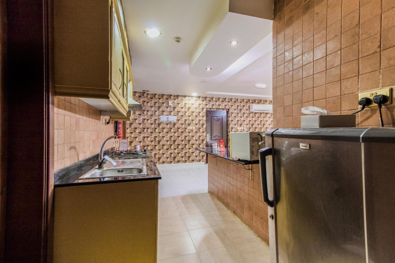 Oyo 109 Al Thabit Modern Hotel Apartment Hayl Al 'Umayr Bagian luar foto