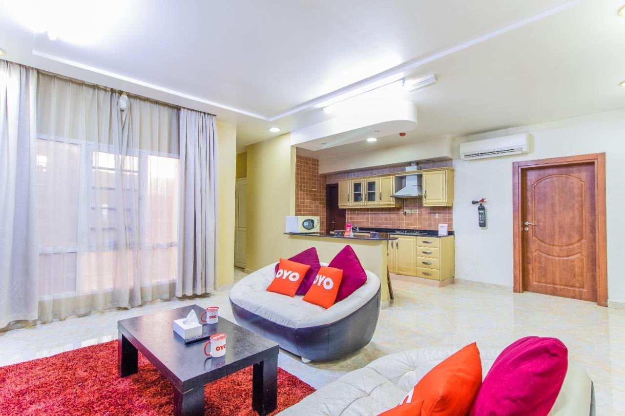 Oyo 109 Al Thabit Modern Hotel Apartment Hayl Al 'Umayr Bagian luar foto