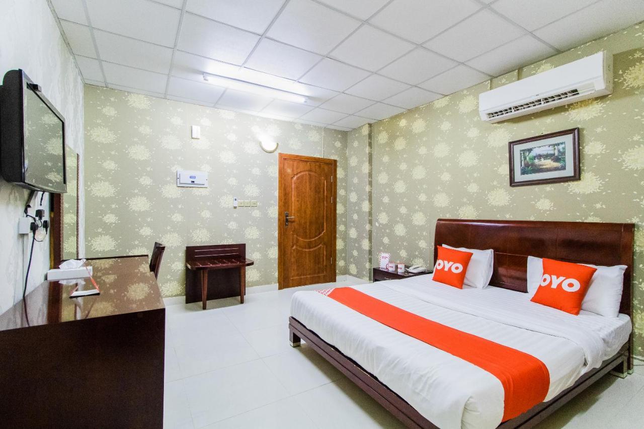 Oyo 109 Al Thabit Modern Hotel Apartment Hayl Al 'Umayr Bagian luar foto